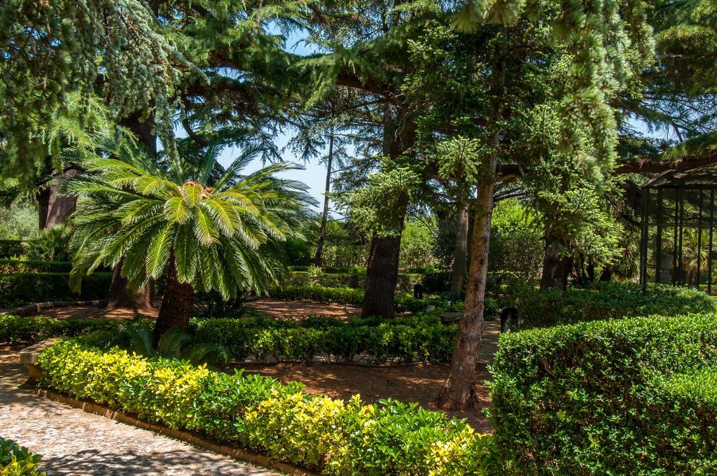 Villa Carenza Monopoli Exteriör bild